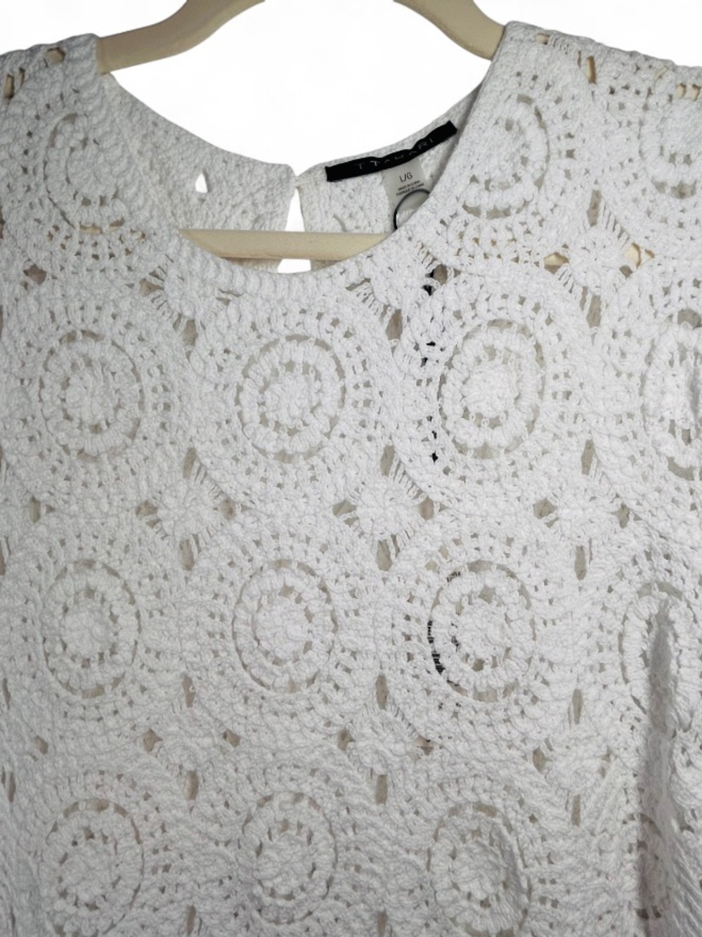 Tahari white crochet sleeveless blouse, intricate circular medallion patterns, L - Picture 4 of 8